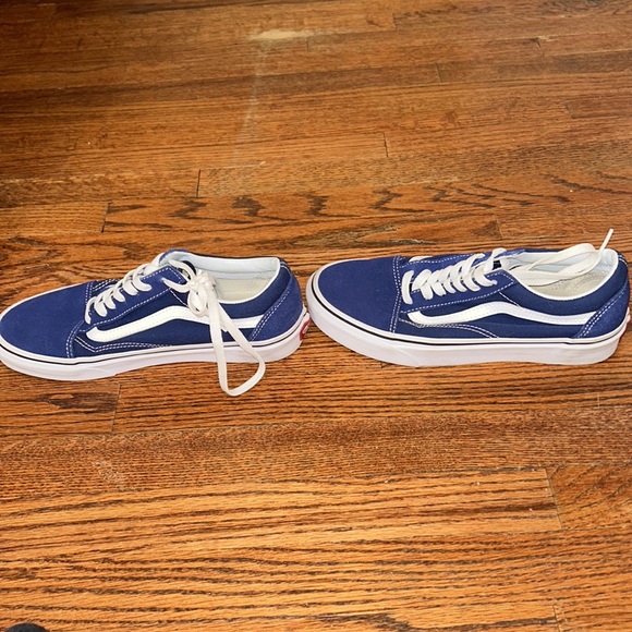 Blue and white vans - Picture 4 of 4